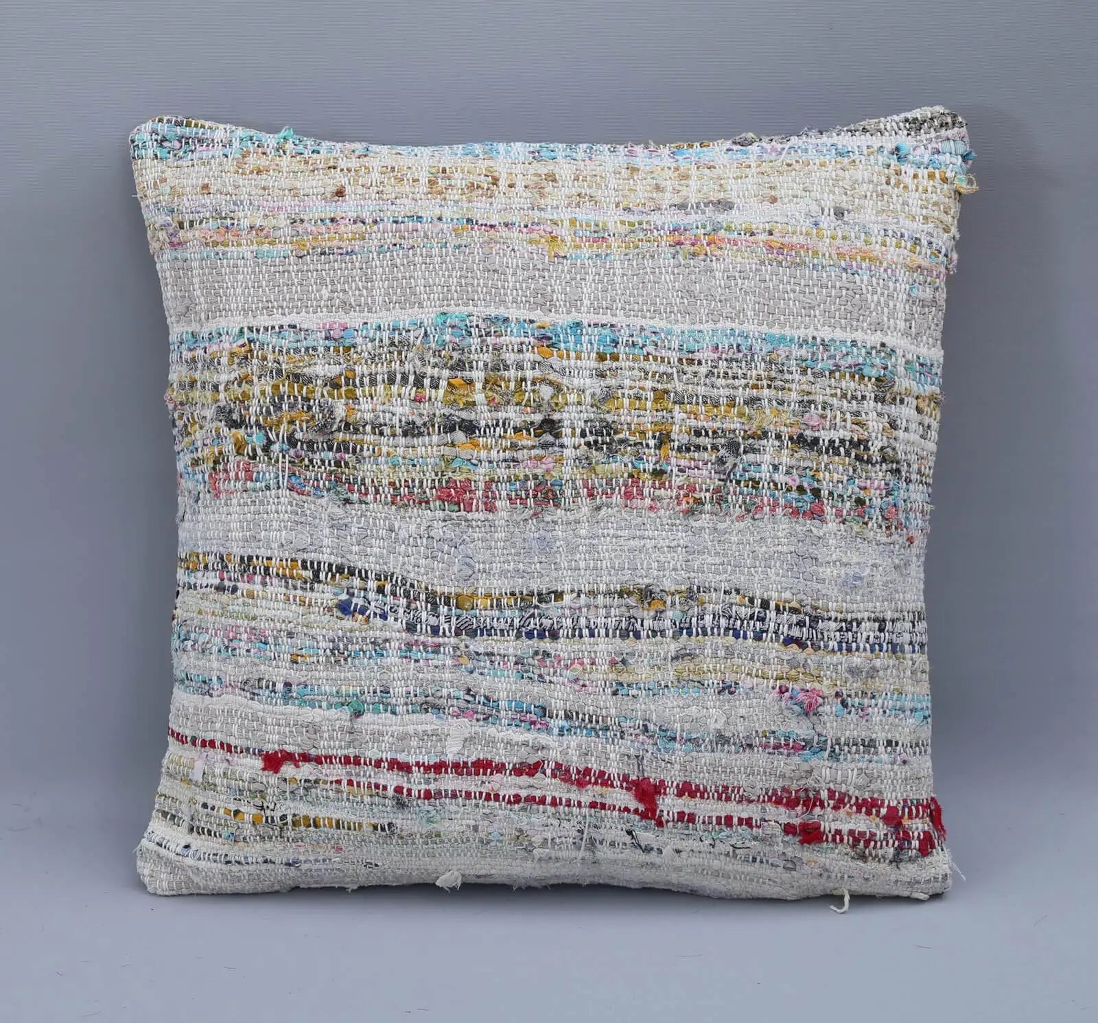 RC 27225 1 PILLOWS